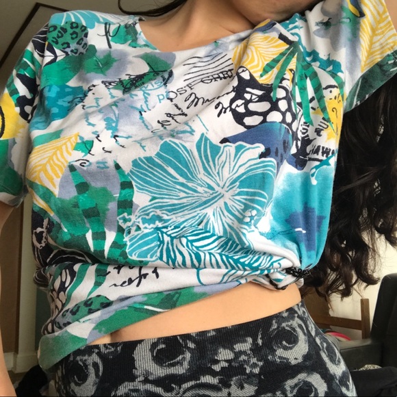 ALIA cottagecore trendy graphic/floral/printed tee - Picture 1 of 6